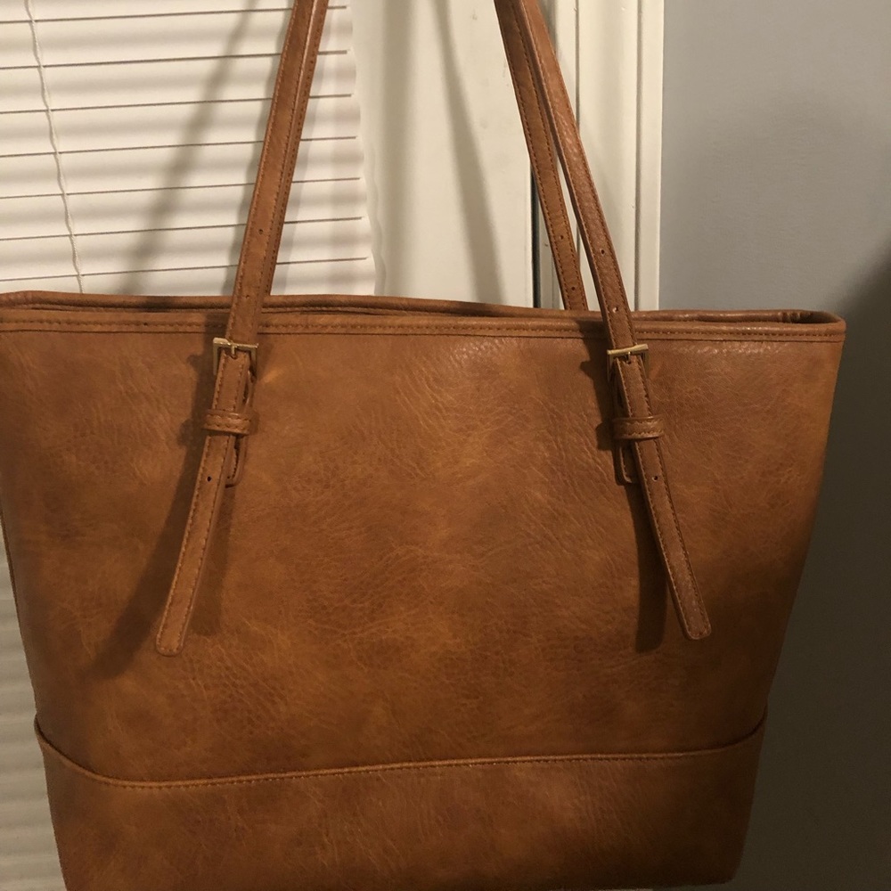Urban Expressions Tote